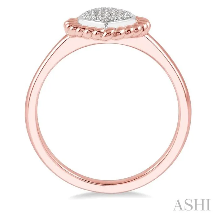 1/20 Ctw Heart Shape Twisted Rim Round Cut Diamond Ring in 10K Rose Gold