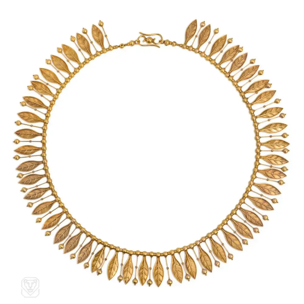 Antique Etruscan Revival gold fringe necklace with leaves