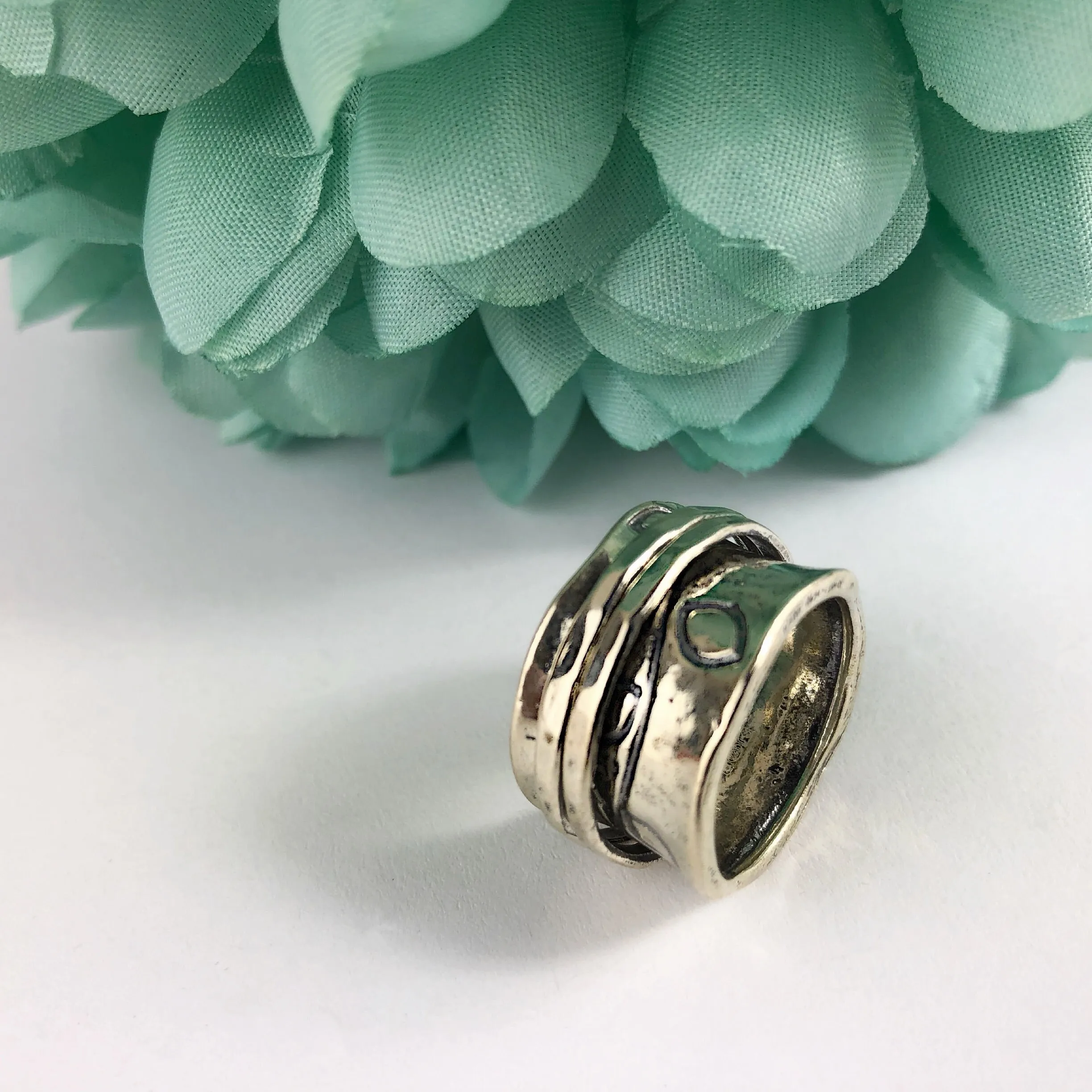 Leaf Spin Ring - SR1240