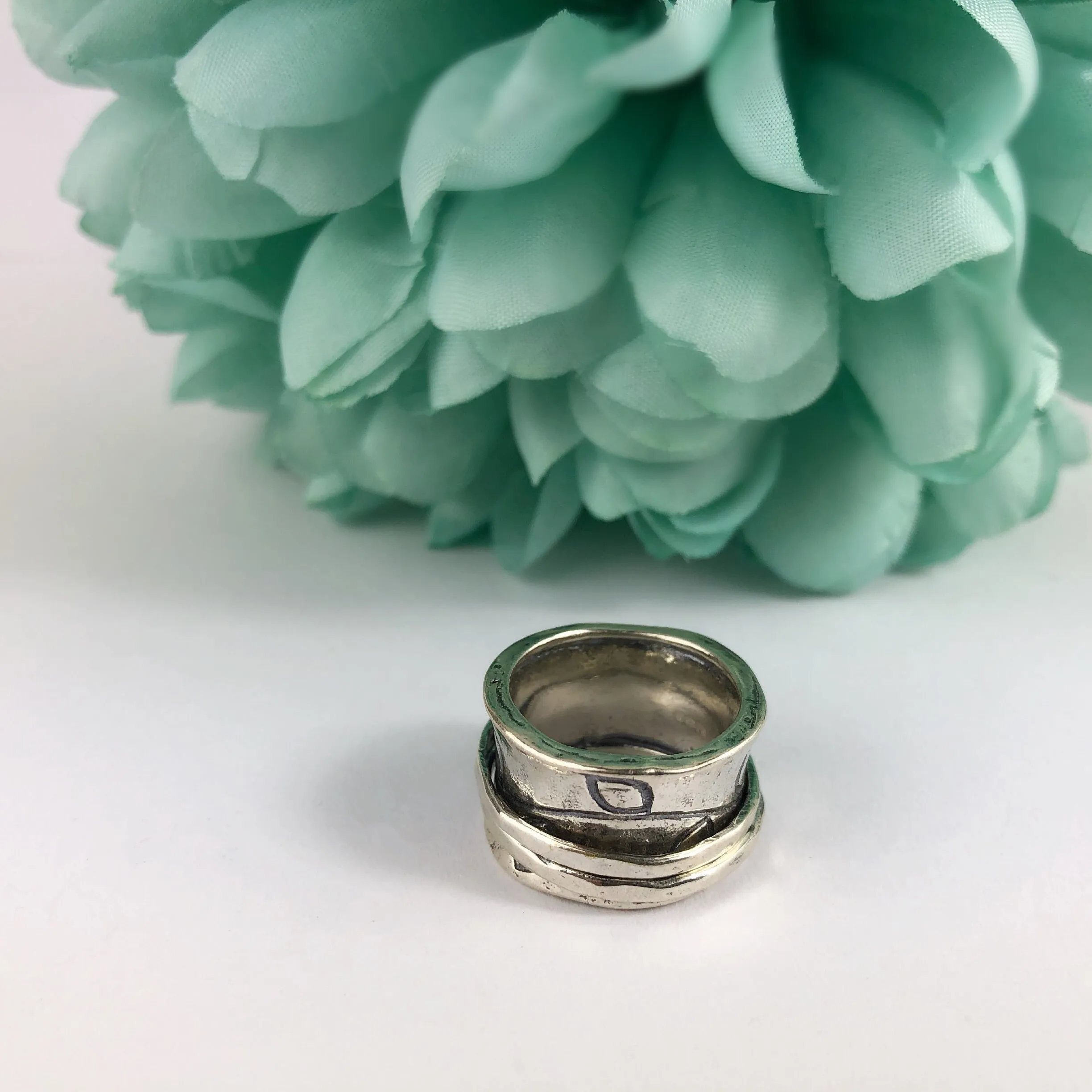 Leaf Spin Ring - SR1240